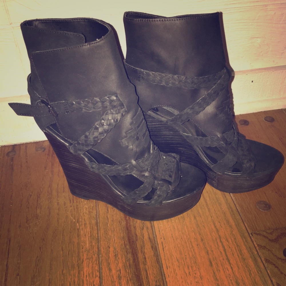 Mia Limited Edition 6” Platform Gladiator Sandals